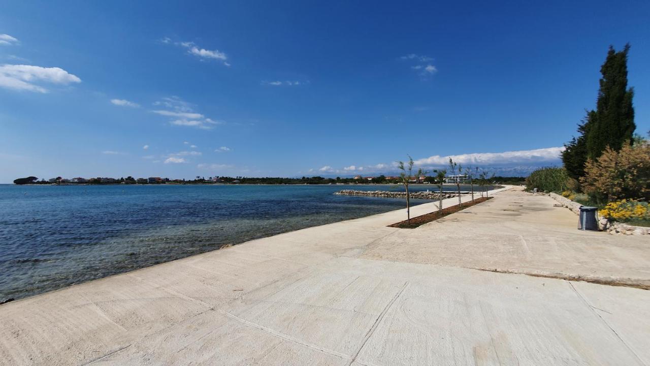 MALO Ferienvilla Privlaka, Pool, Boje, WI-FI, Wallbox Privlaka  Exteriör bild