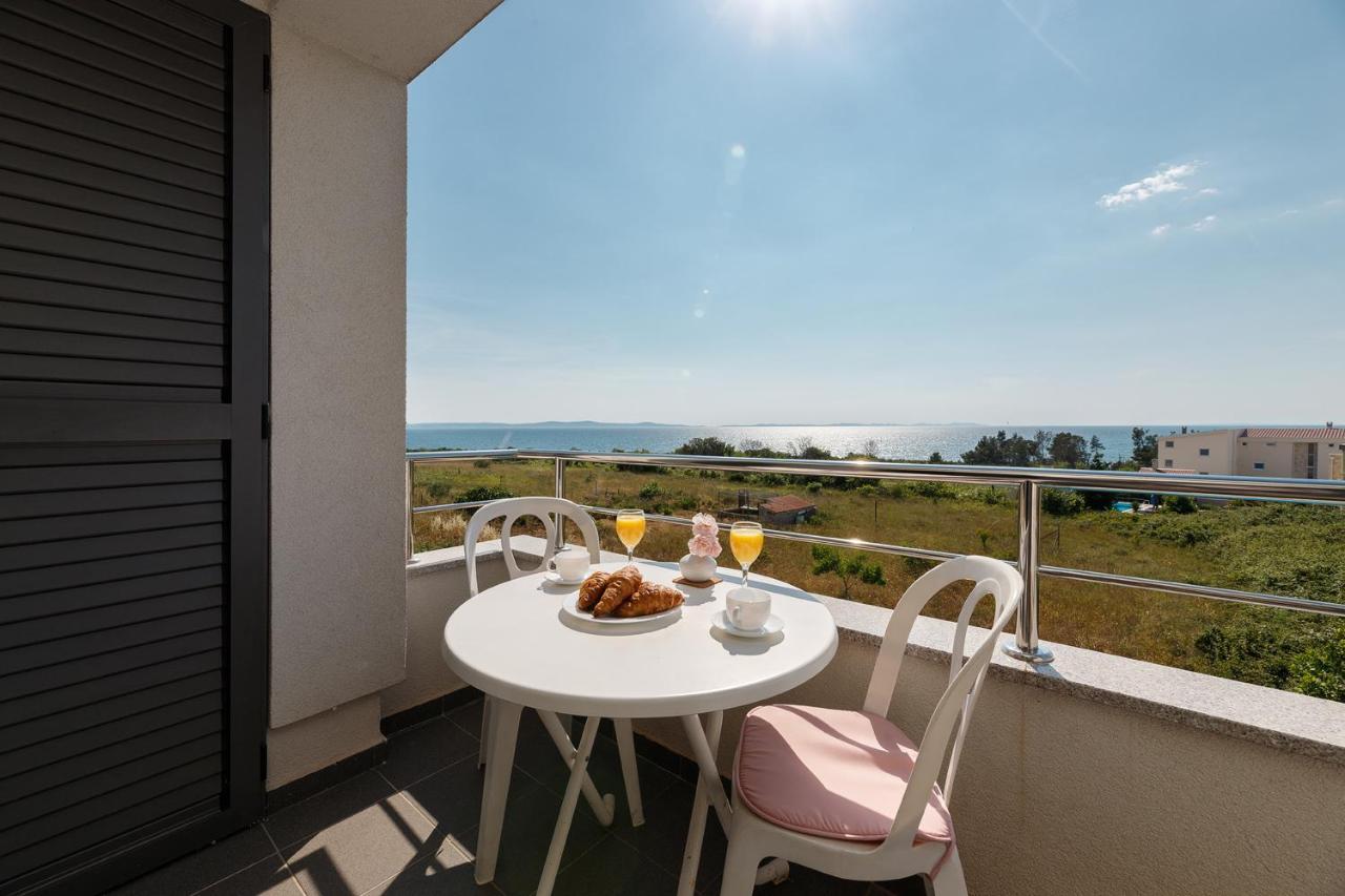 MALO Ferienvilla Privlaka, Pool, Boje, WI-FI, Wallbox Privlaka  Exteriör bild