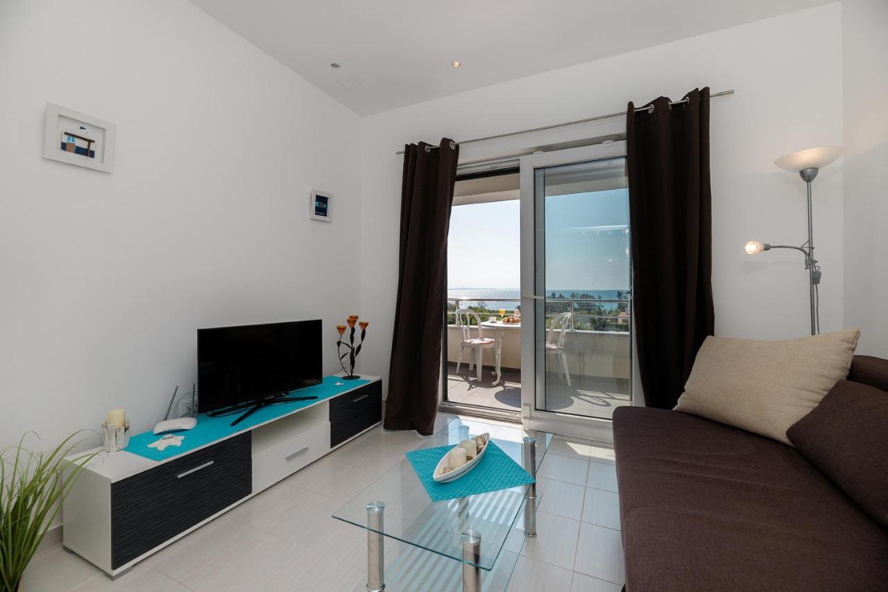 MALO Ferienvilla Privlaka, Pool, Boje, WI-FI, Wallbox Privlaka  Exteriör bild